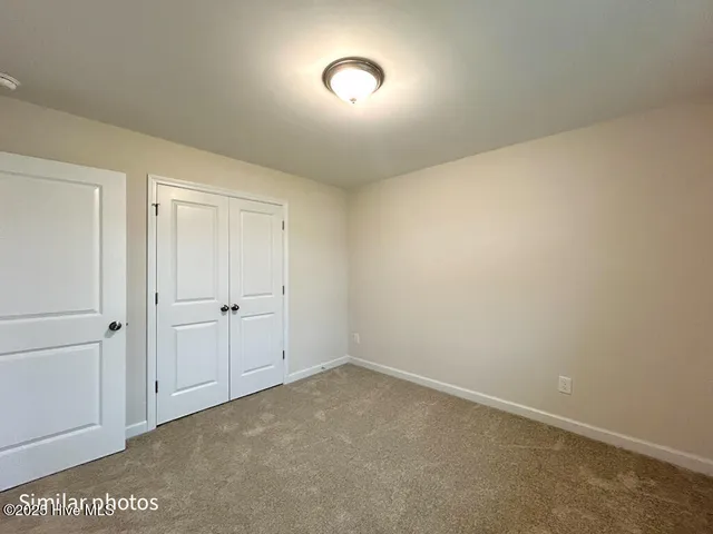 $338,900 | 305 Cotton Hl Place, Hubert, NC 28539