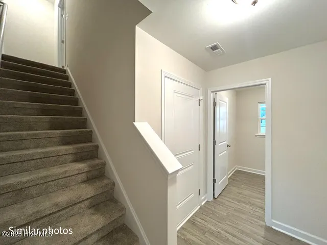 $338,900 | 305 Cotton Hl Place, Hubert, NC 28539