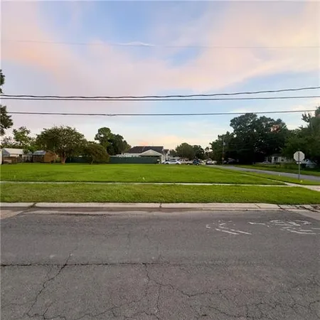 $55,000 | 9100 Livingston Avenue, Chalmette, LA 70043