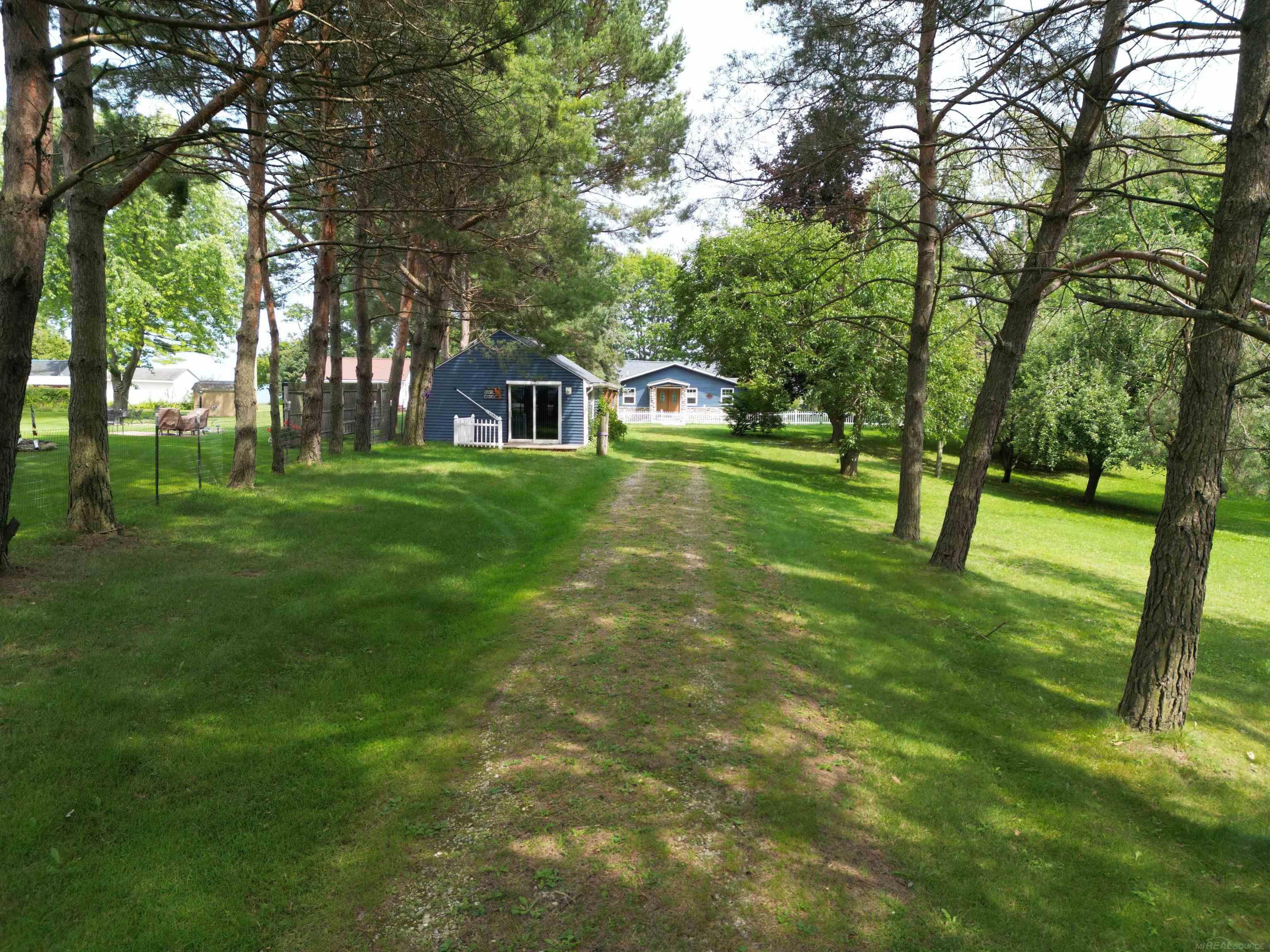 5180 Lakeshore Road Deckerville, MI 48427 - Photo 56 of 56 50118664-55.JPG