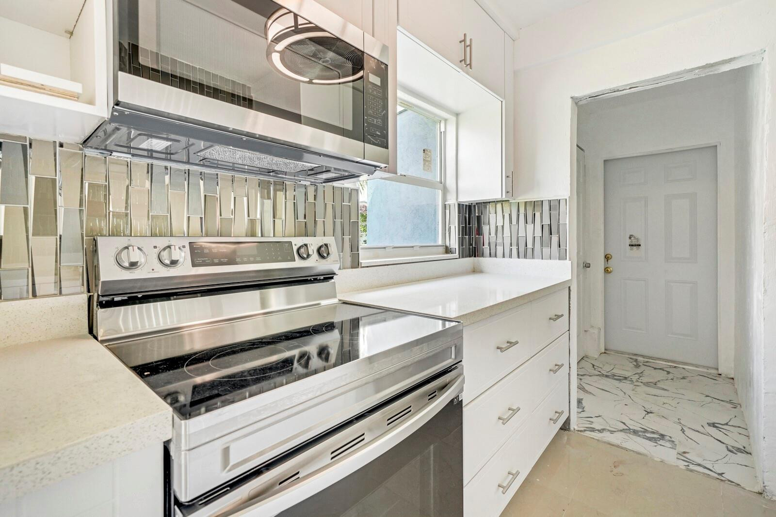 871 East 14th Street Hialeah, FL 33010 - Photo 1 of 16 Photo 1