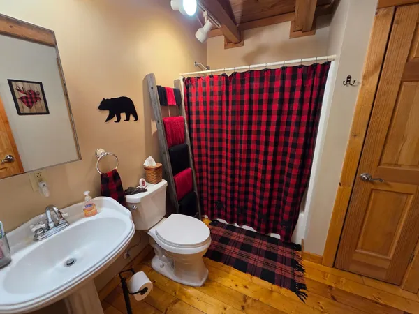 $439,900 | 11748 Peelman Road, Vevay, IN 47043