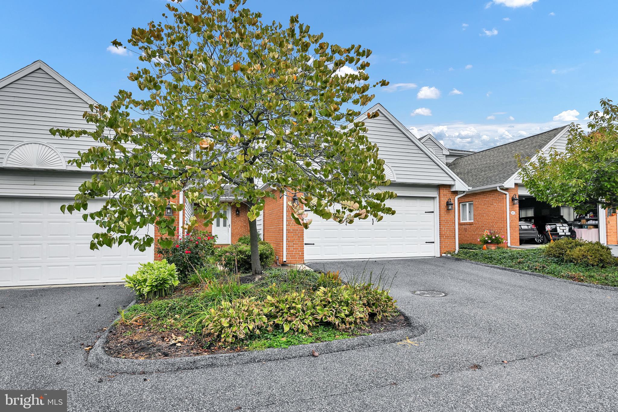 383 Tri Hill Road, Unit 10 York, PA 17403 - Photo 3 of 44