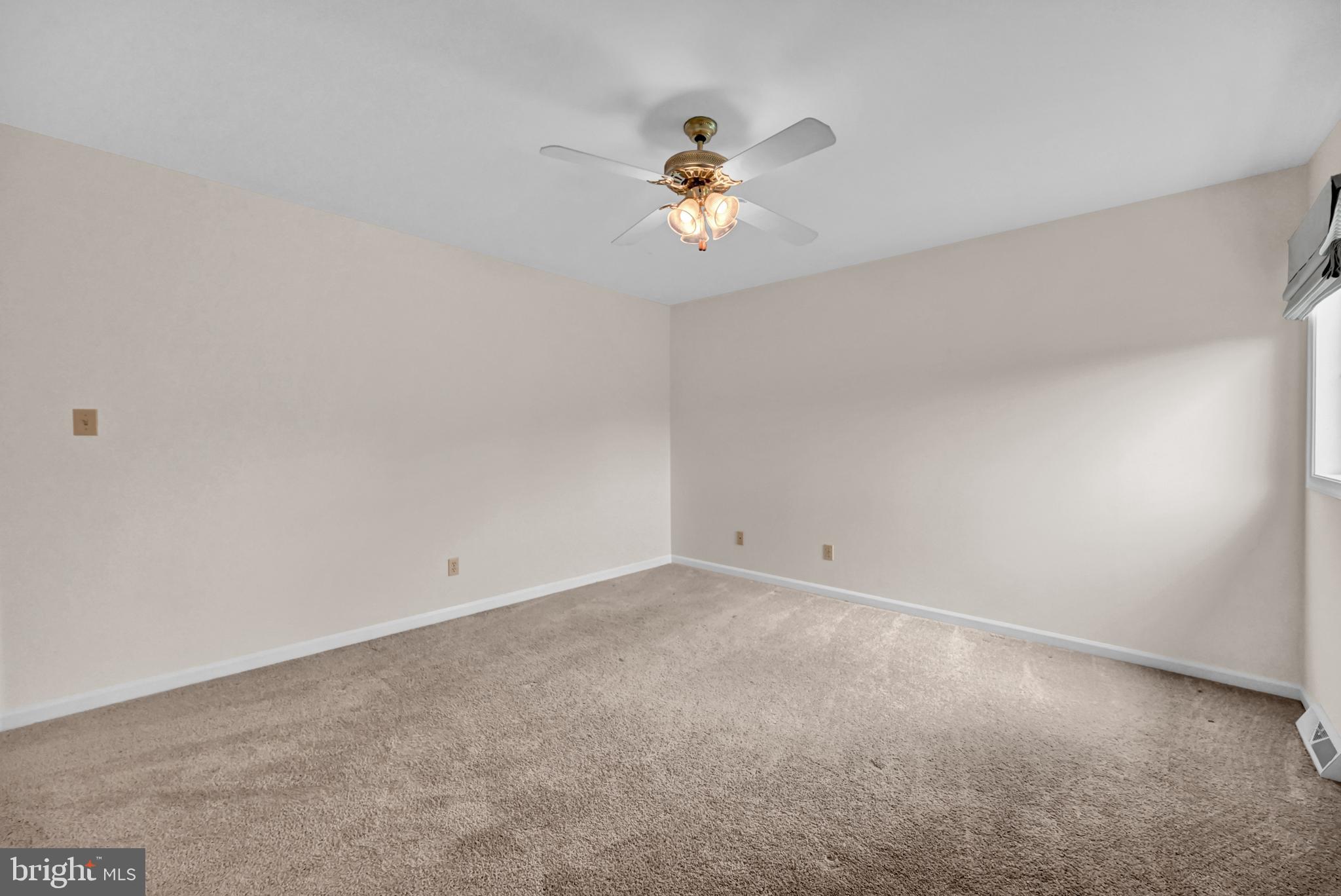 383 Tri Hill Road, Unit 10 York, PA 17403 - Photo 32 of 44