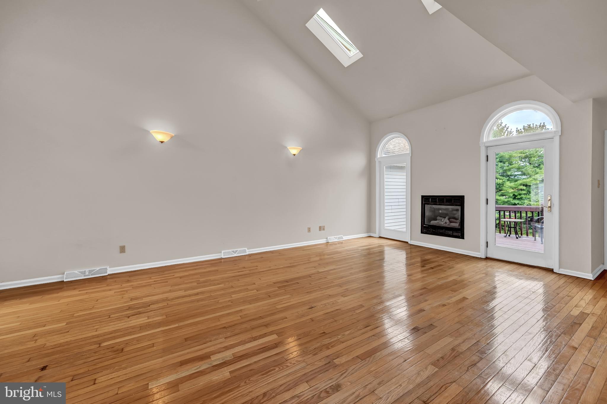 383 Tri Hill Road, Unit 10 York, PA 17403 - Photo 8 of 44