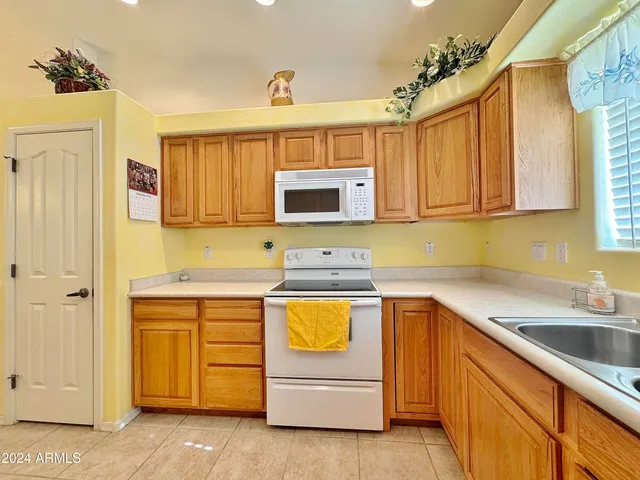 $285,000 | 11100 Magdalena Drive, Arizona City, AZ 85123