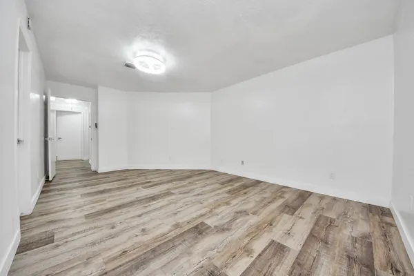 $2,200 | 11627 Bowlan Lane, Houston, TX 77035