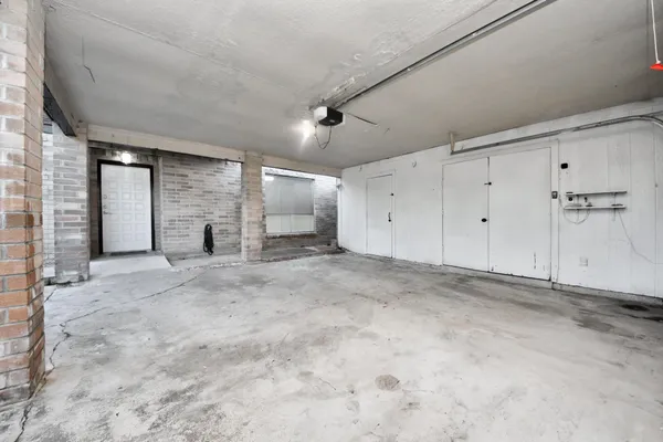 $2,200 | 11627 Bowlan Lane, Houston, TX 77035