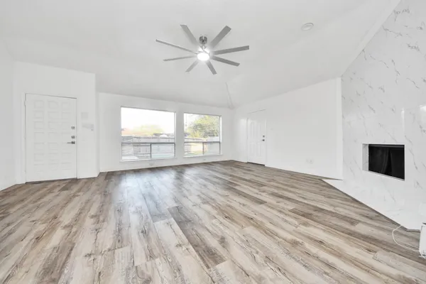 $2,200 | 11627 Bowlan Lane, Houston, TX 77035