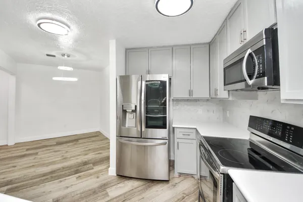 $2,200 | 11627 Bowlan Lane, Houston, TX 77035