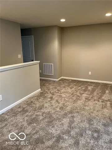 $1,975 | 9743 Prairie Smoke Drive, Noblesville, IN 46060