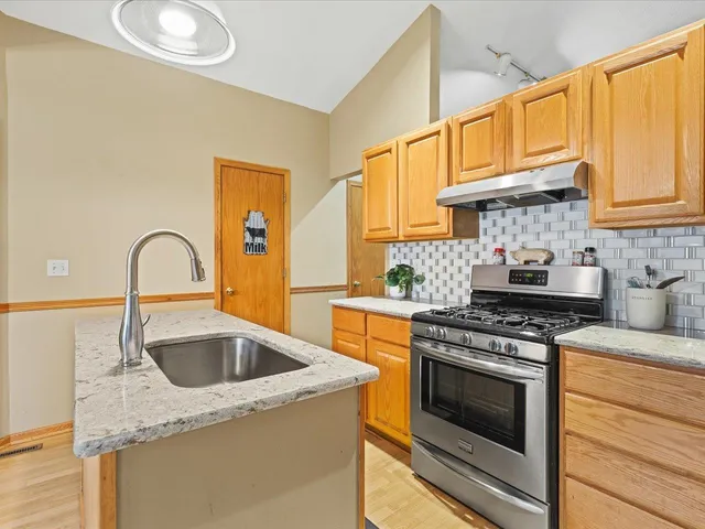 $275,000 | 919 Gregory Way, Winnebago, IL 61088