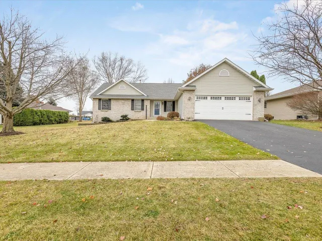 $275,000 | 919 Gregory Way, Winnebago, IL 61088
