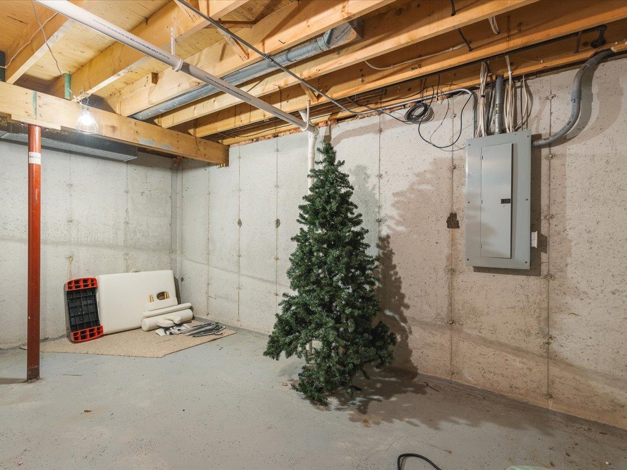 919 Gregory Way Winnebago, IL 61088 - Photo 34 of 47 a view of a car garage