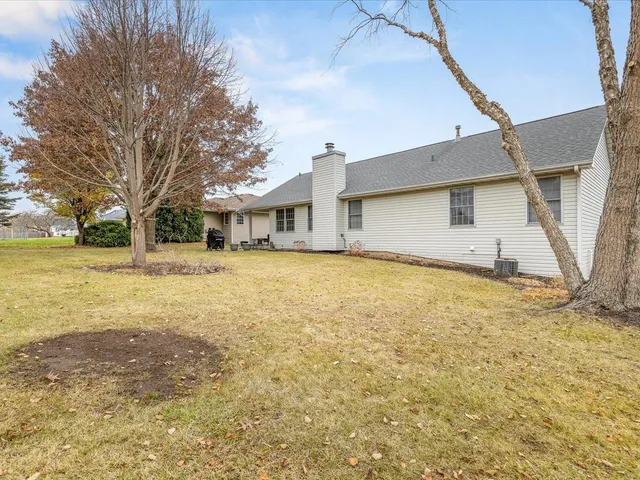 $275,000 | 919 Gregory Way, Winnebago, IL 61088