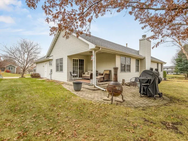 $275,000 | 919 Gregory Way, Winnebago, IL 61088