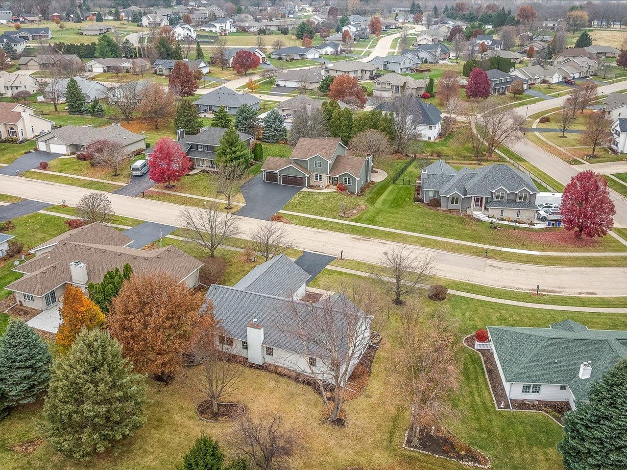 919 Gregory Way Winnebago, IL 61088 - Photo 45 of 47 an aerial view of a house with a swimming pool