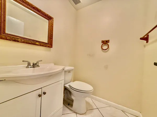 $1,350 | 139 Tuscany Lane, Unit 139, Delray Beach, FL 33446