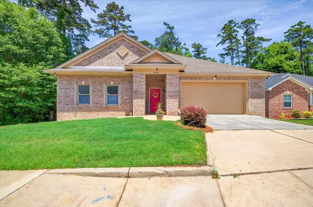 $398,000 | 3300 Harbor Club Drive, Tallahassee, FL 32308