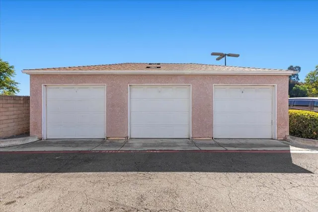 $399,999 | 5094 Via Manos, Unit E, Oceanside, CA 92057