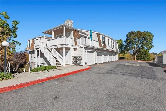 $399,999 | 5094 Via Manos, Unit E, Oceanside, CA 92057