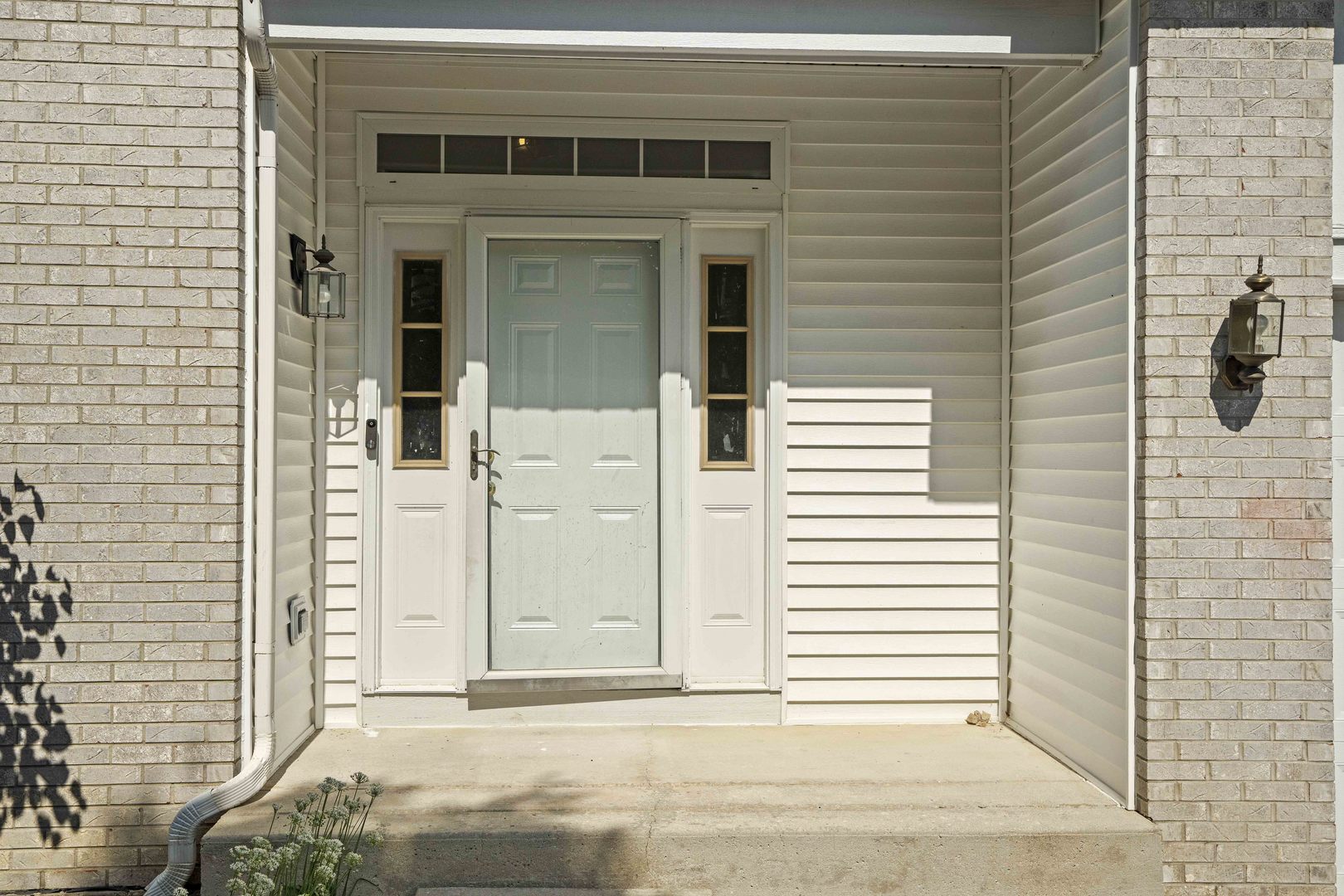 1654 Rose Lane Romeoville, IL 60446 - Photo 3 of 38 Gallery Image 3