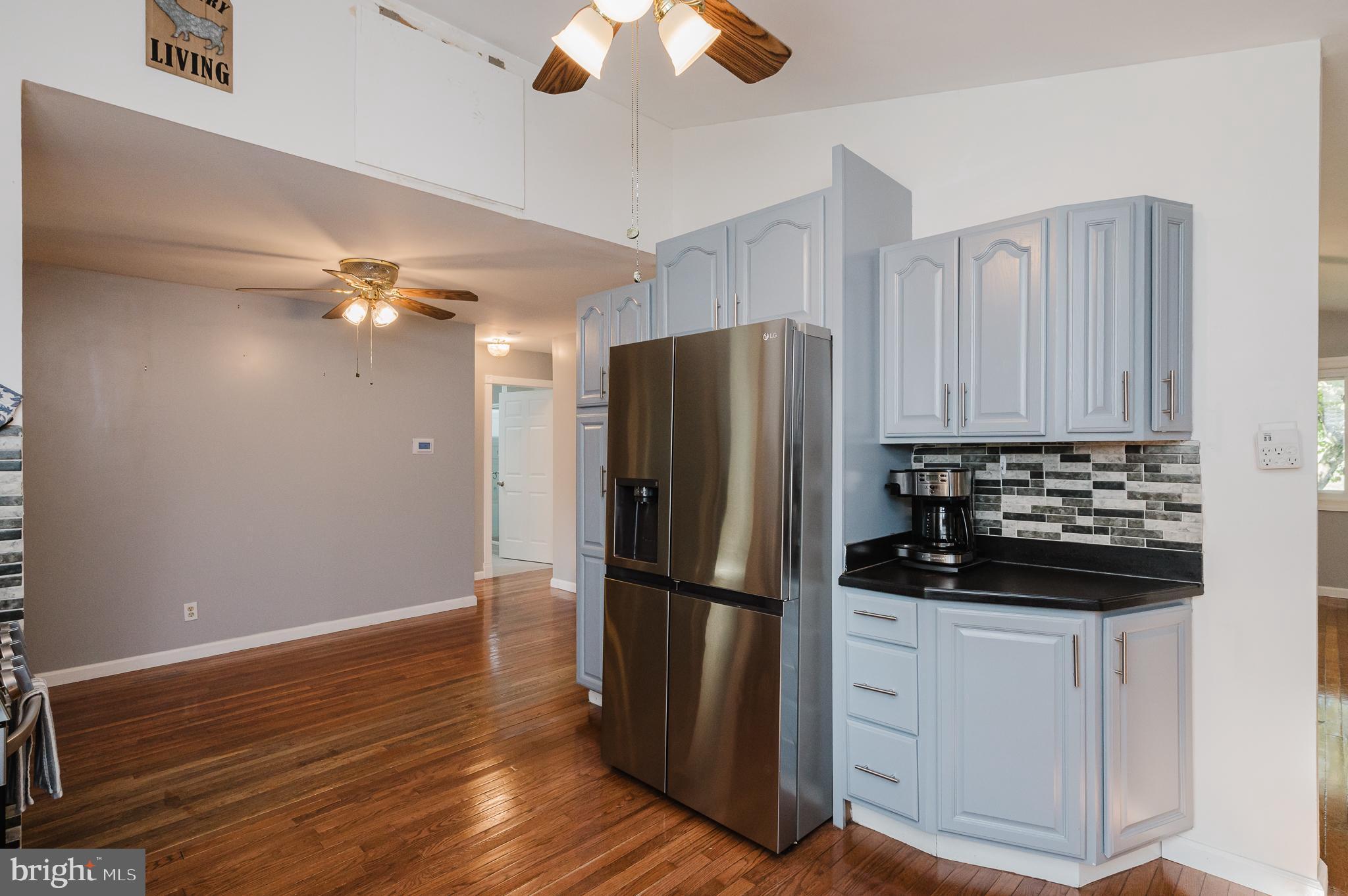 3010 Baybriar Road Baltimore, MD 21222 - Photo 13 of 47