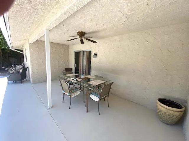 $429,000 | 238 South Fairbanks Avenue, Sanger, CA 93657