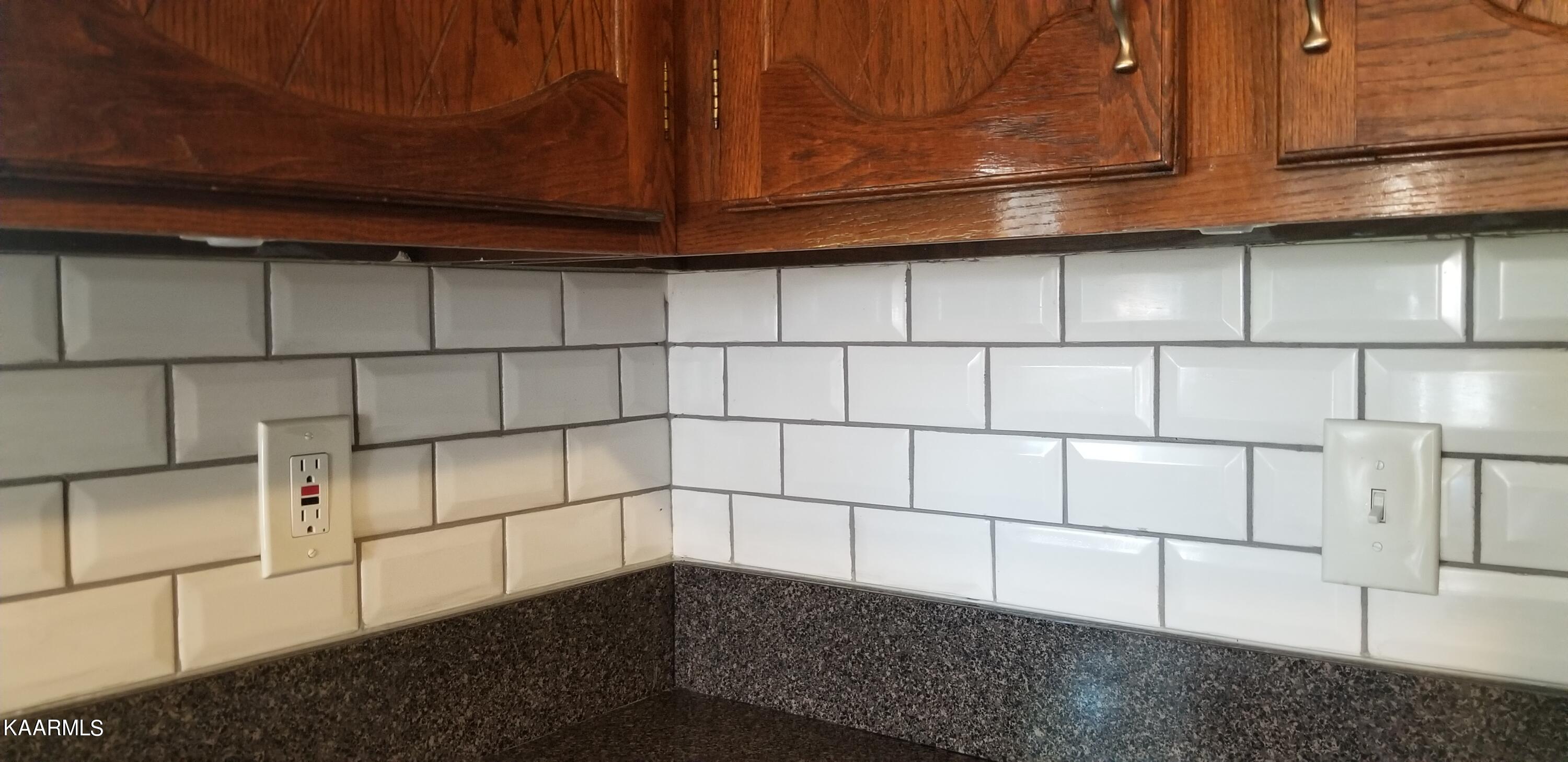 8220 Cricket Road Powell, TN 37849 - Photo 7 of 33 New Backsplash
