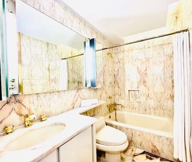 530 East 76th Street, Unit PH35H36H Manhattan, NY 10021 - Photo 13 of 29