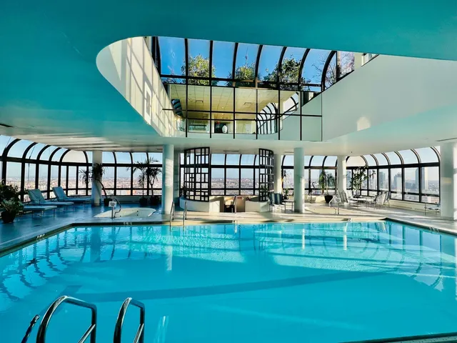 $5,100,000 | 530 East 76th Street, Unit PH35H36H | Lenox Hill