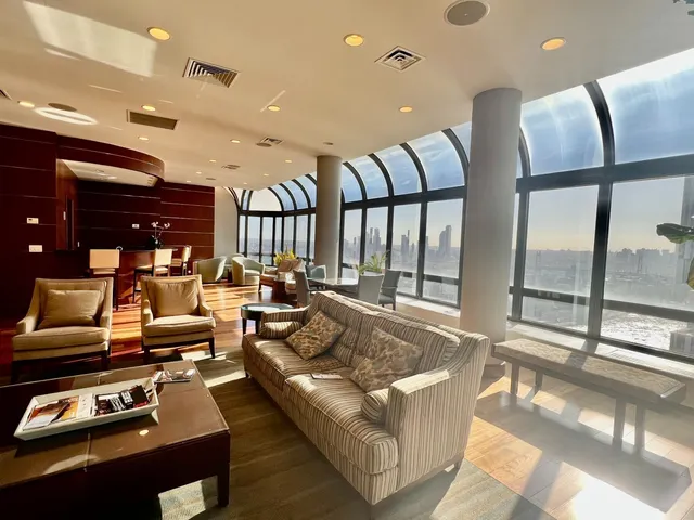 $5,100,000 | 530 East 76th Street, Unit PH35H36H | Lenox Hill