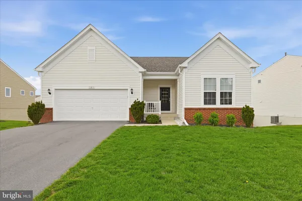 $549,900 | 121 Hayvenhurst Court, Stephens City, VA 22655