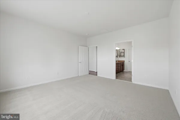 $549,900 | 121 Hayvenhurst Court, Stephens City, VA 22655