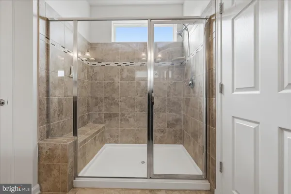 $549,900 | 121 Hayvenhurst Court, Stephens City, VA 22655