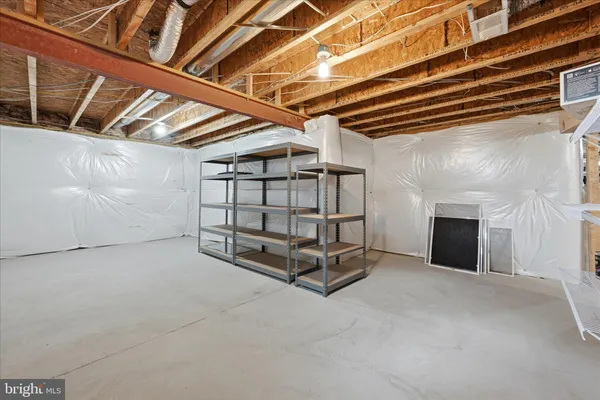 $549,900 | 121 Hayvenhurst Court, Stephens City, VA 22655