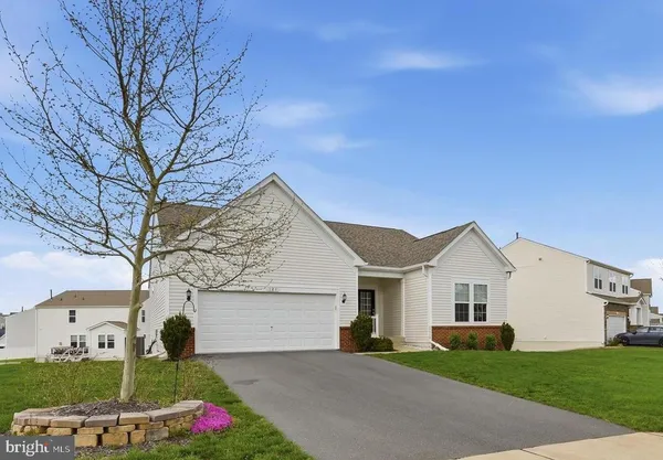 $549,900 | 121 Hayvenhurst Court, Stephens City, VA 22655