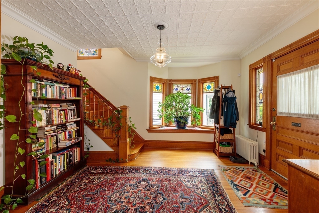 36 Highland Road Somerville, MA 02144 - Photo 5 of 42 Gallery Image 5