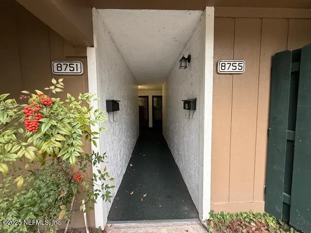 $1,450 | 8755 Como Lake Drive, Unit 8755, Jacksonville, FL 32256