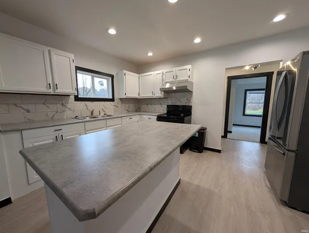 $154,900 | 7625 North St Road, Bicknell, IN 47512