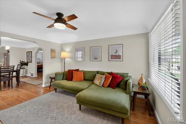 $235,900 | 3409 Macklind Avenue, St. Louis, MO 63139