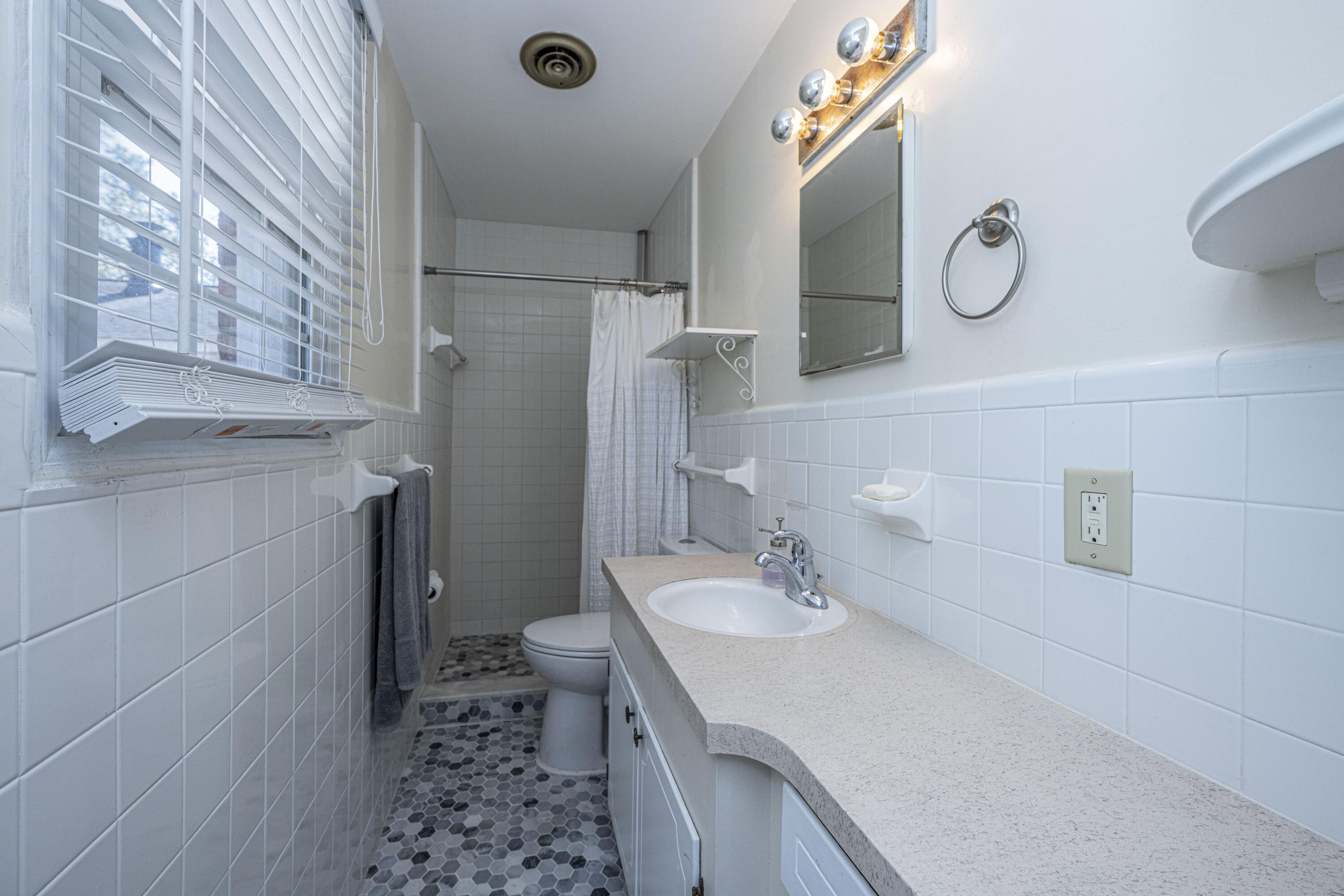 1288 Orange Branch Road Charleston, SC 29407 - Photo 23 of 44 En Suite