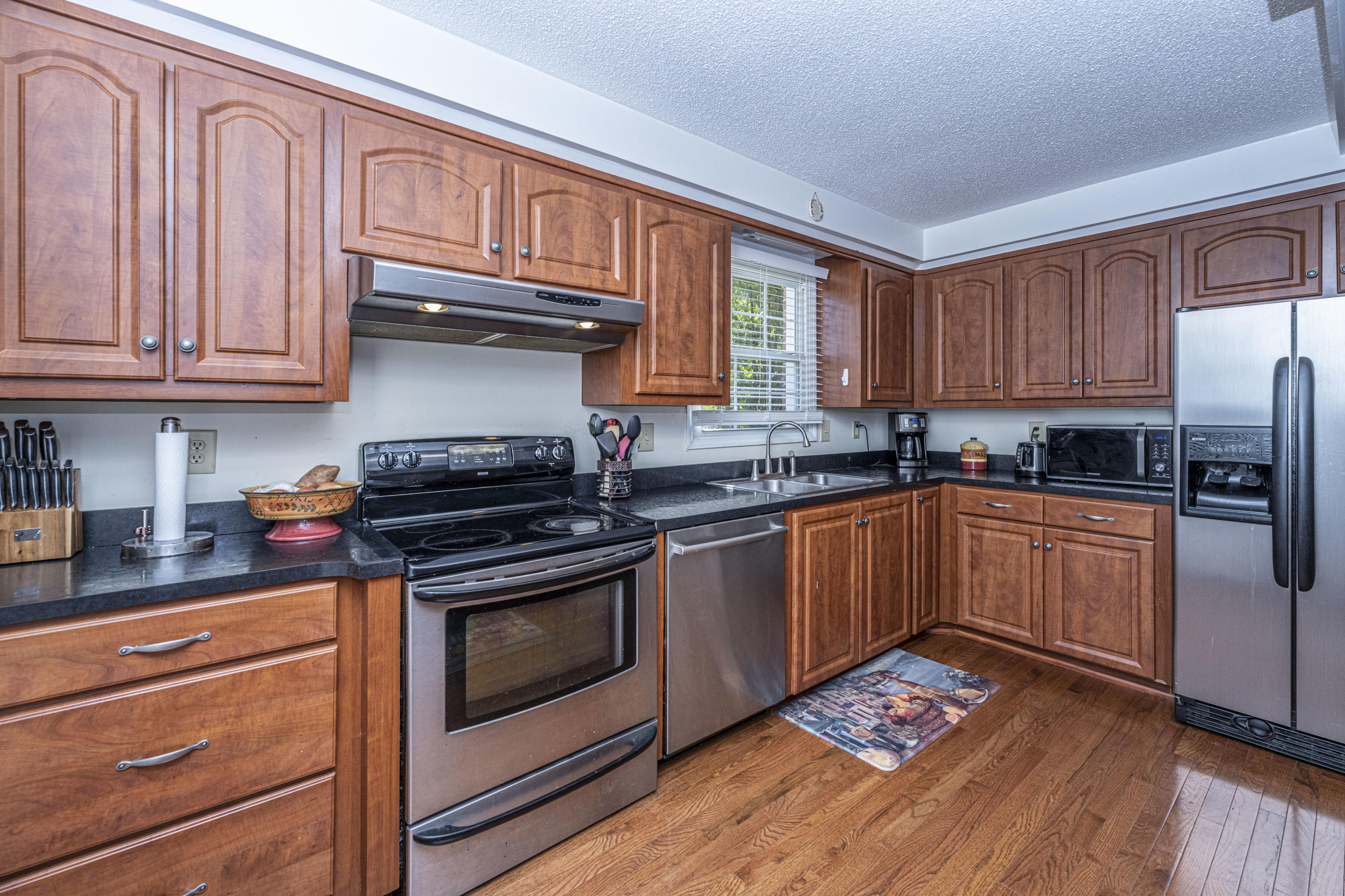1288 Orange Branch Road Charleston, SC 29407 - Photo 38 of 44 Kitchen
