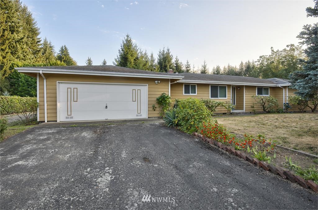 4040 Dyes Inlet Road Northwest Bremerton, WA 98312 - Photo 1 of 21 Gallery Image 1
