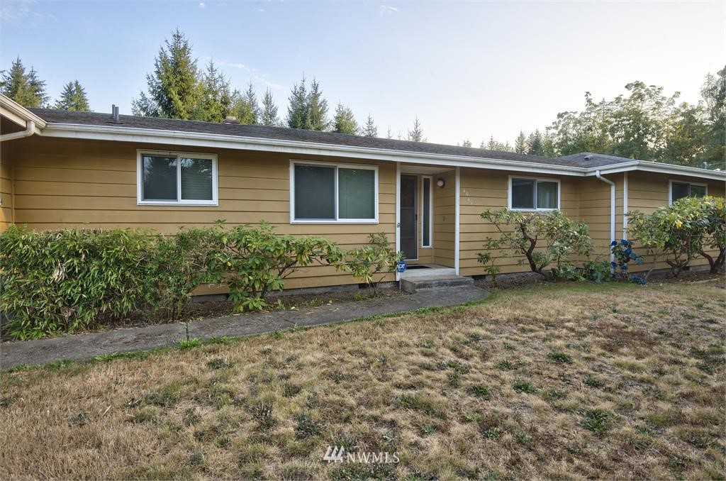4040 Dyes Inlet Road Northwest Bremerton, WA 98312 - Photo 13 of 21 Gallery Image 13