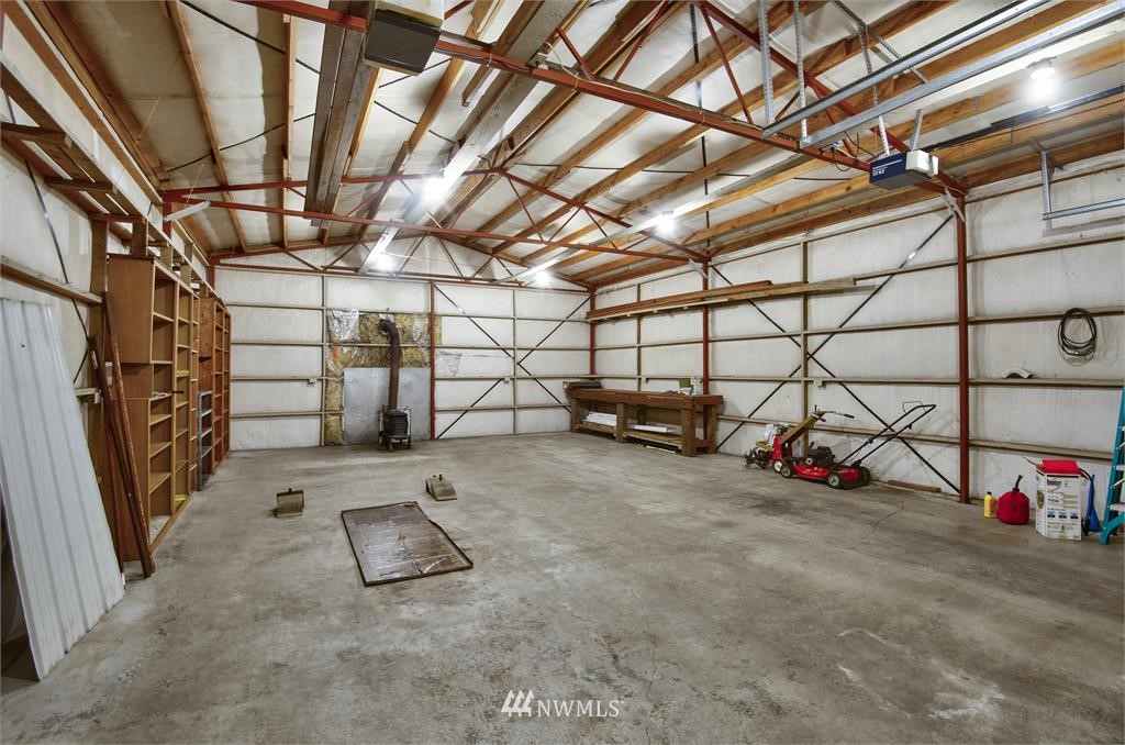 4040 Dyes Inlet Road Northwest Bremerton, WA 98312 - Photo 17 of 21 Gallery Image 17