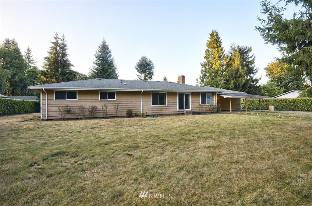 4040 Dyes Inlet Road Northwest Bremerton, WA 98312 - Photo 20 of 21 Gallery Image 20