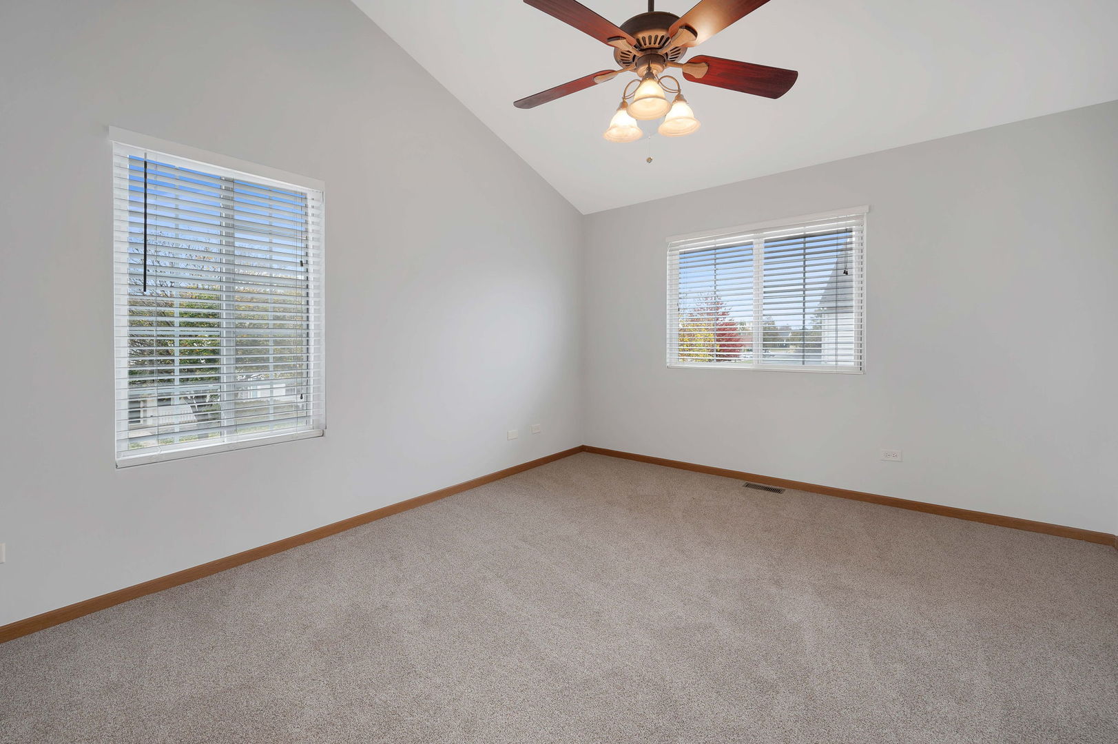 1531 Azalea Circle Romeoville, IL 60446 - Photo 10 of 15 Gallery Image 10