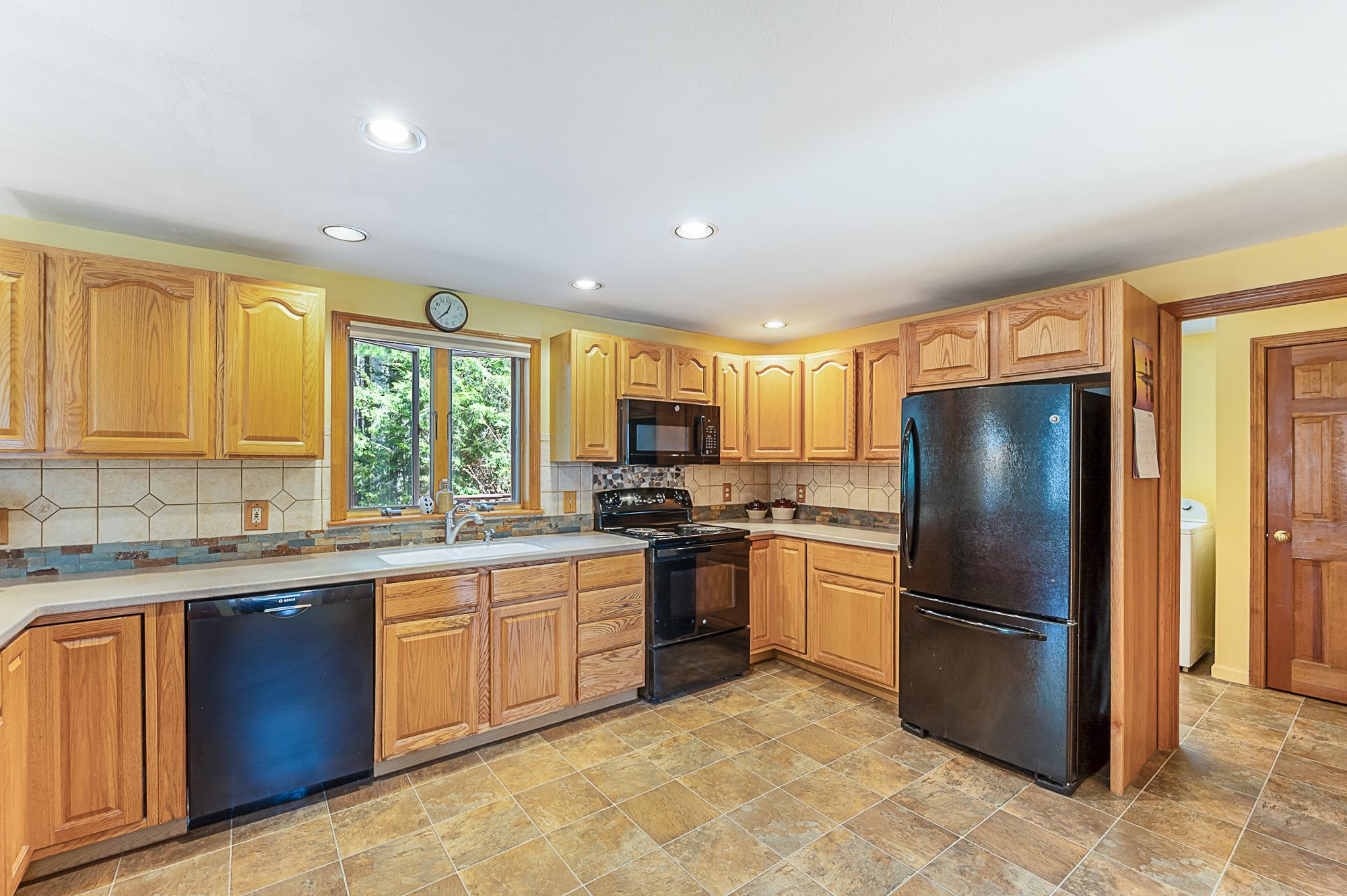 184 Piscassic Road Newfields, NH 03856 - Photo 9 of 54