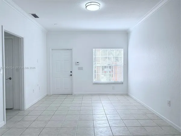 $3,400 | 792 Northwest 170th Terrace, Unit 792, Pembroke Pines, FL 33028